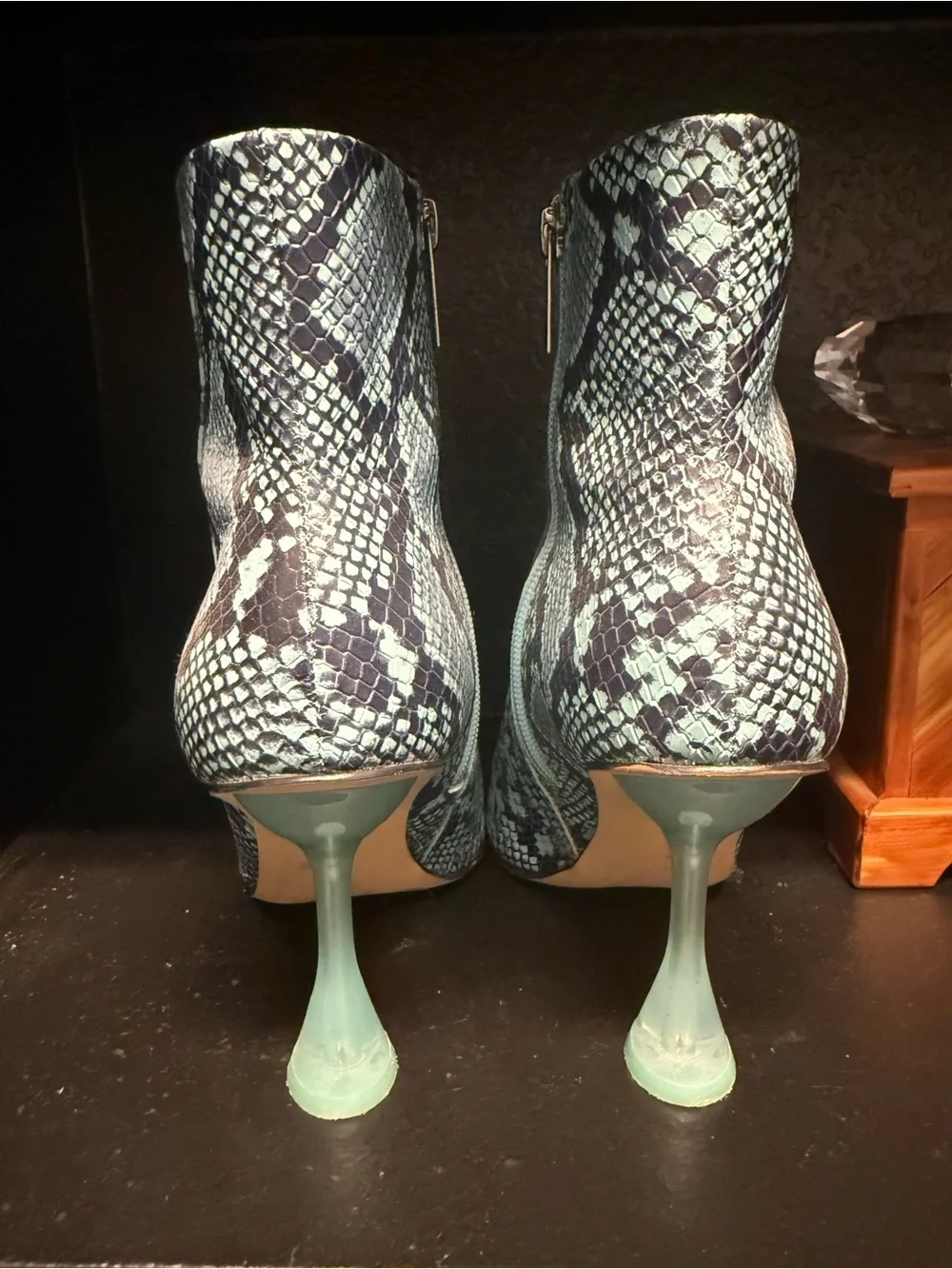 Gianni Bini Snakeskin Pointed Toe Ankle Boots Size 7
